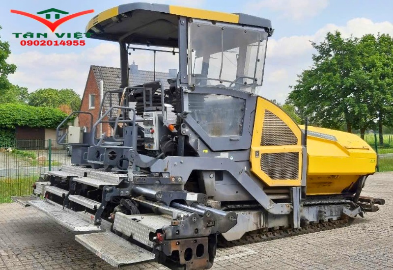 may-rai-nhua-duong-dynapac-nhap-khau-duc-voi-ban-dam-mo-rong-thuy-luc