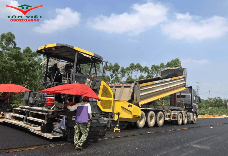 may-rai-be-tong-nhua-nong-6m-thi-cong-thuc-te